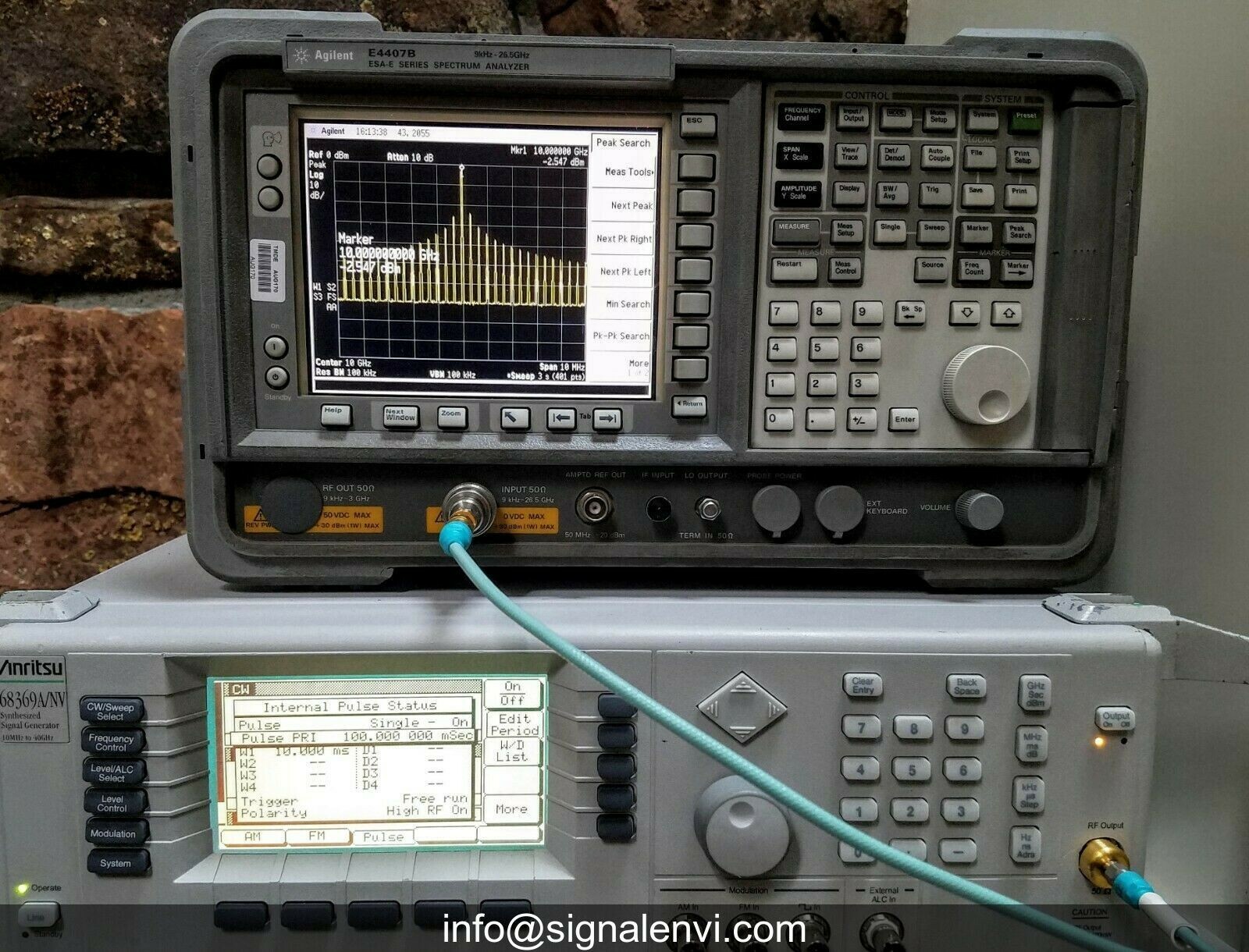 HP/Agilent E4407B 9-options, PreAmp, ext mixing, 26GHz Spectrum Analyzer, ESA-E