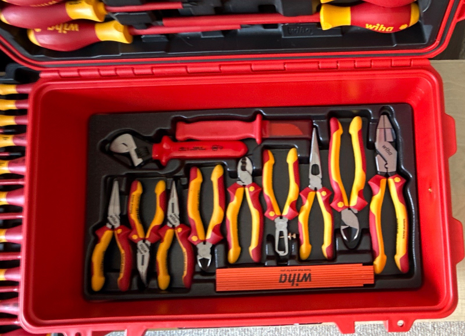 Wiha master electrician insulated set 80 pc