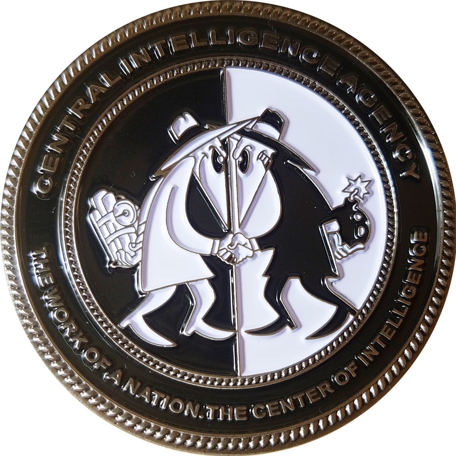 CIA SPY VS SPY CENTRAL INTELLIGENCE AGENCY CHALLENGE COIN 2" 40