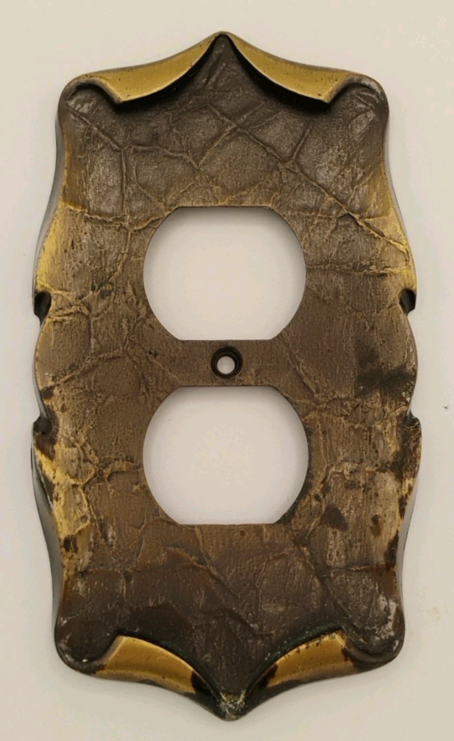Vintage Amerock Carriage House Brass Decorative Duplex Outlet Cover