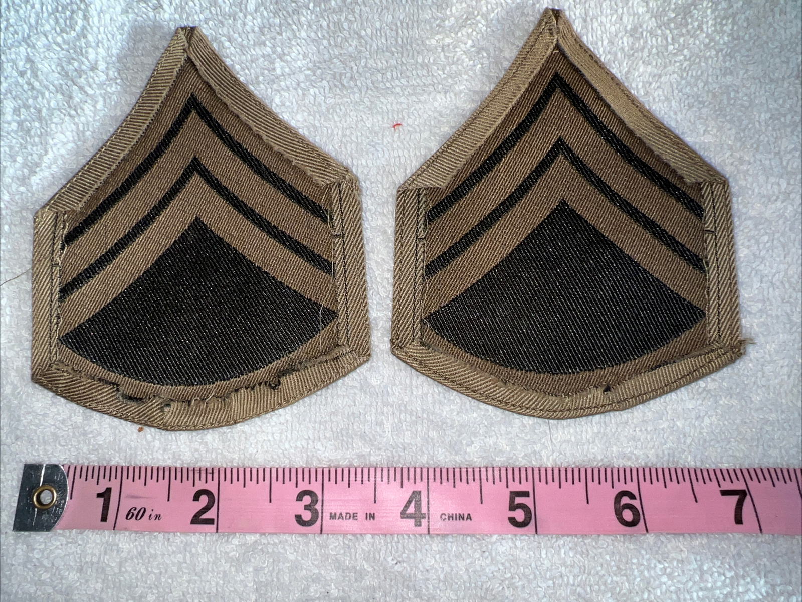 Original Late WW2/Korean War Pattern USMC Platoon Sergeant Chevron -2 Patches
