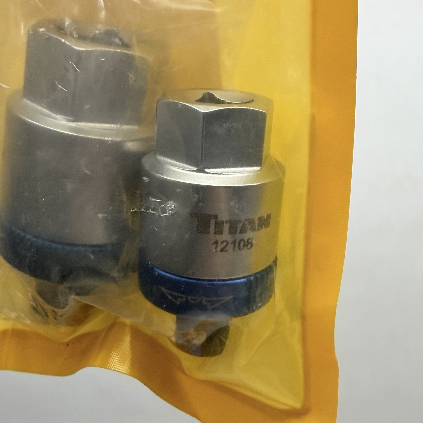 Titan 12192 - 2-Piece Torque Ratchet Adapter, Includes 3/8" and 1/2" set