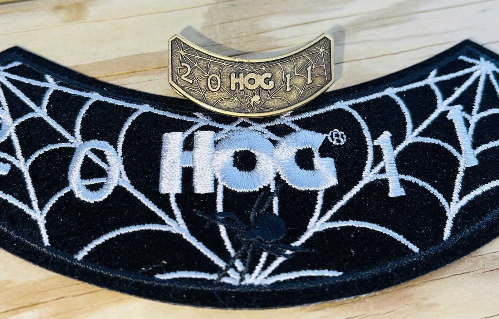 2011 HOG Harley Davidson Owners Membership Motorcycle Club Rocker Patch and Pin