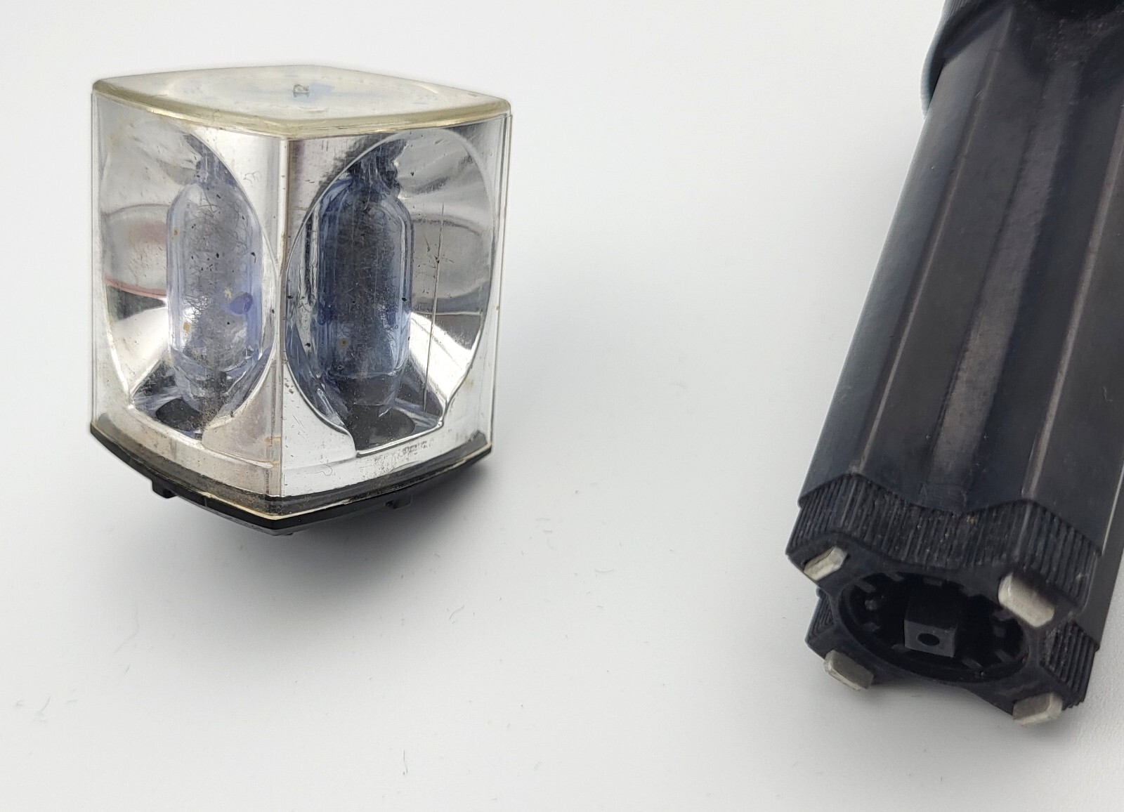 Kodak Magic Cube Magicube Flash Extender Holder + 1 Cube