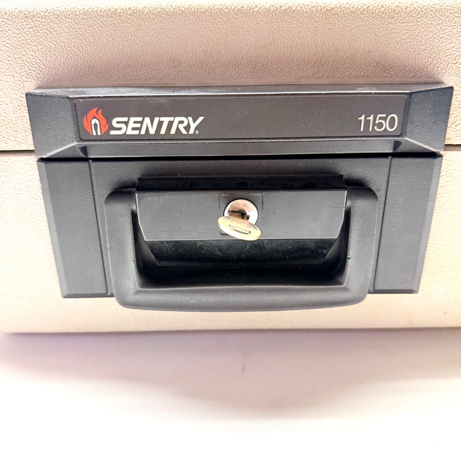 Sentry 1150 Fireproof Waterproof Lock Box Safe Chest w/ Key