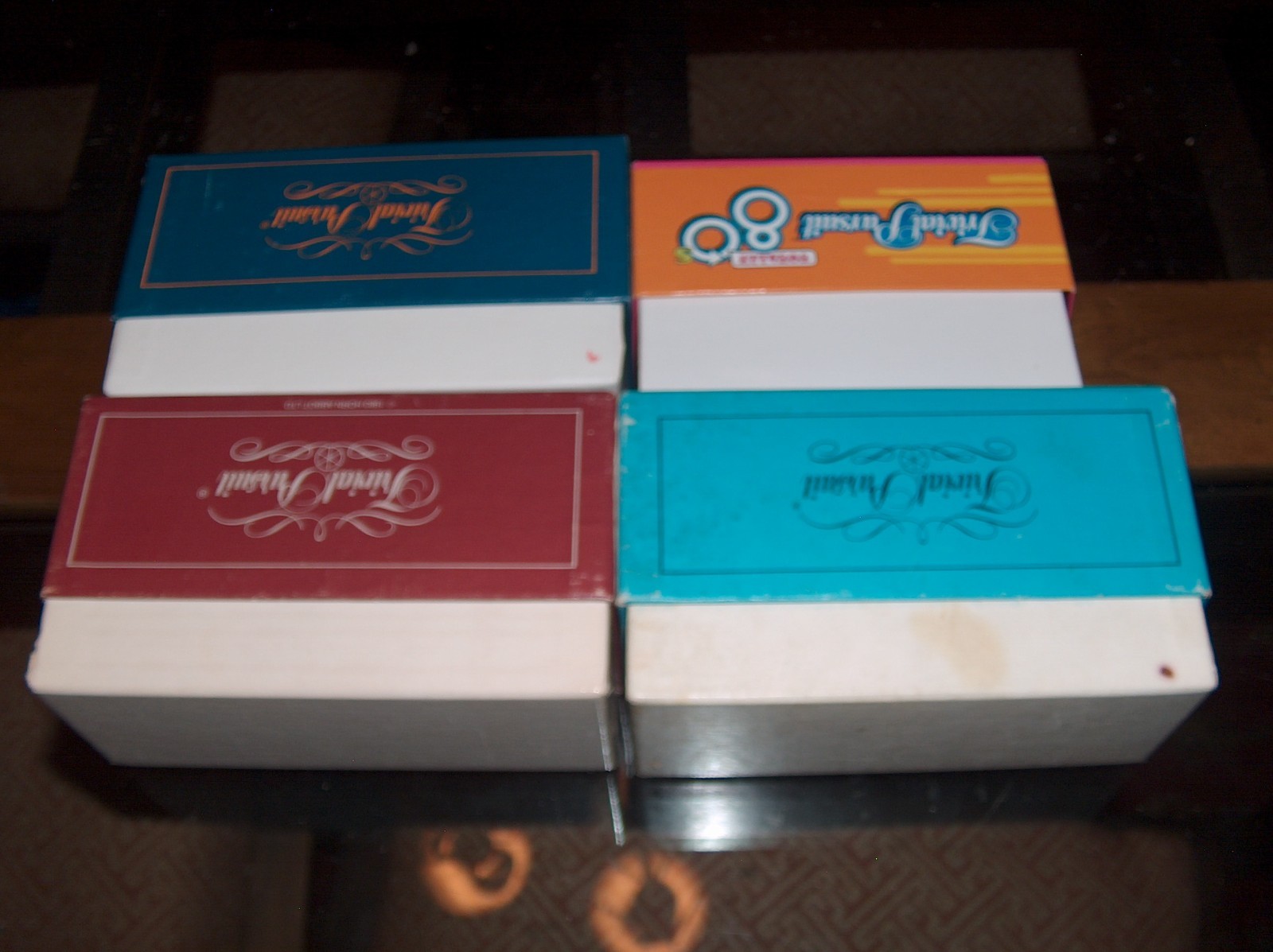 4 TRIVIAL PURSUIT Cards Card box Genus 1 Baby Boomers Young Players Totally 80s