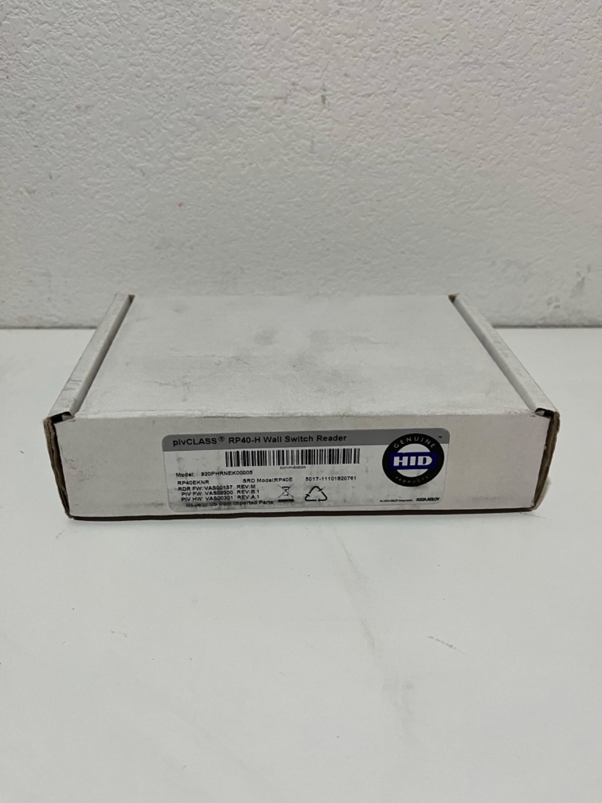 HID pivClass RP40 - H Wall Switch Reader 920PHPTEK000HU -L02-KI