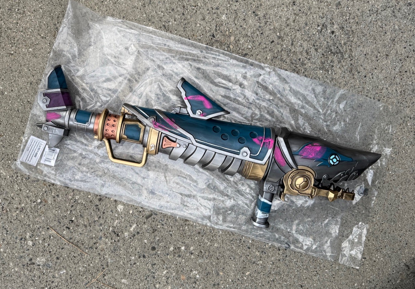Fishbones Jinx Pistols Foam Gun league Of Legends Game Anime Cartoon 25.5”