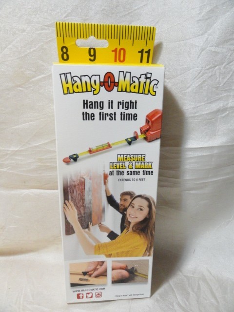 HANG-O-MATIC ALL IN ONE PICTURE HANGING TOOL MEASURE, LEVEL, MARK