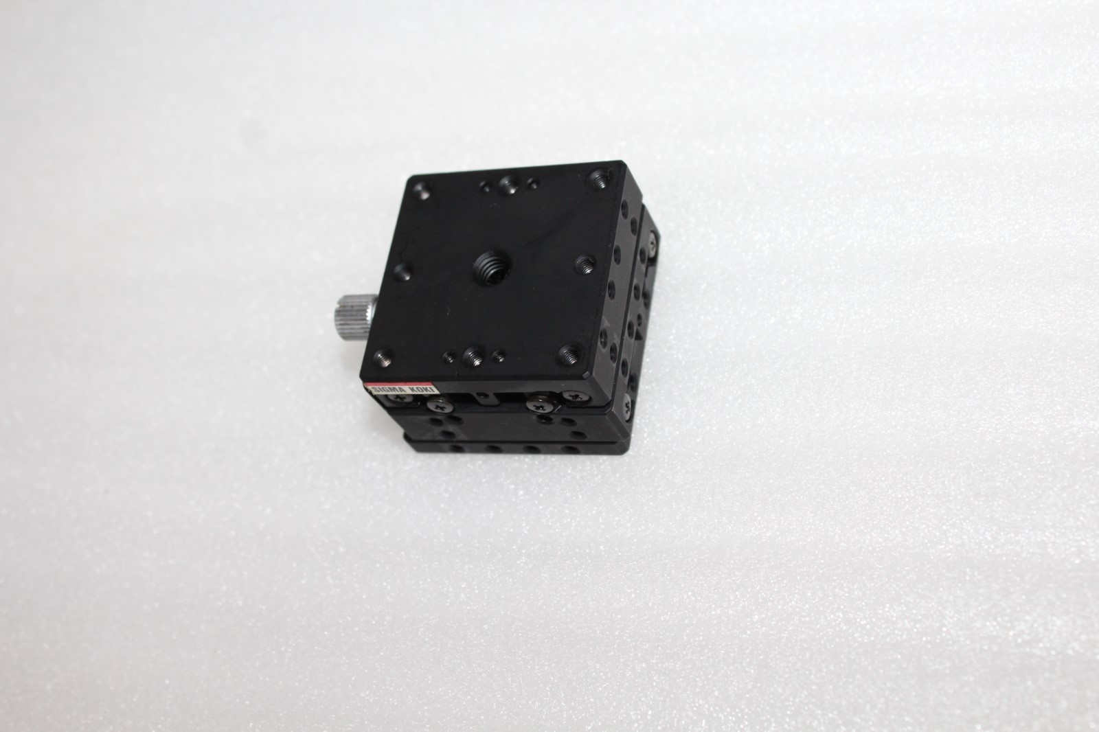 Sigma Koki Linear Single Stage Table 40x40 mm.