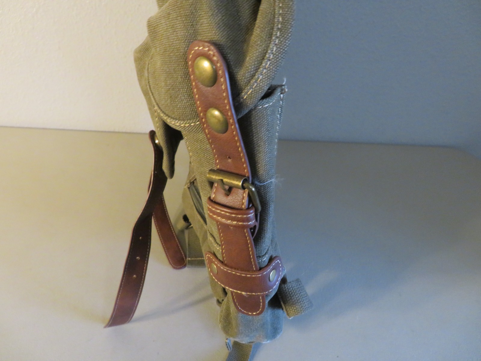 NWT Rainforest Cafe WWII Backpack #B704 Bag Olive Hiking Rucksack