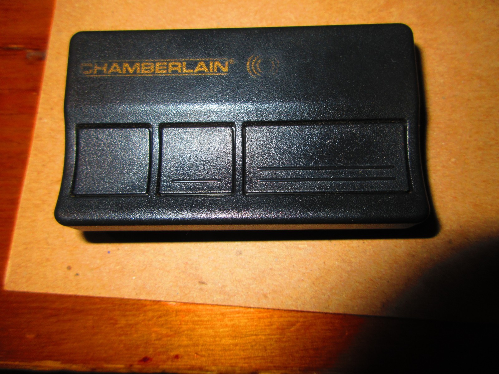 CHAMBERLAIN 3-Button Garage Door REMOTE Controls / Pre-Owned / Tested GOOD  /