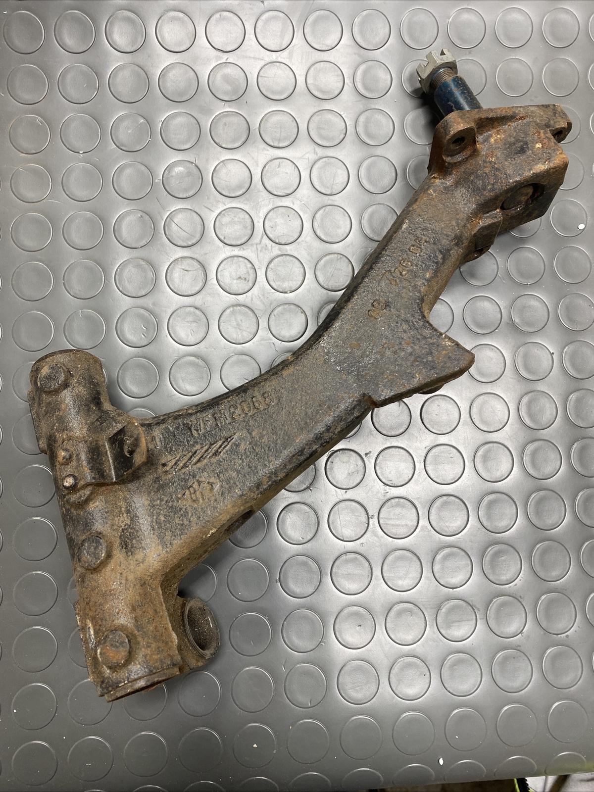Austin Metro Rover 100 Rear RH radius arm up to 1990  WFM2068 -JW420-12