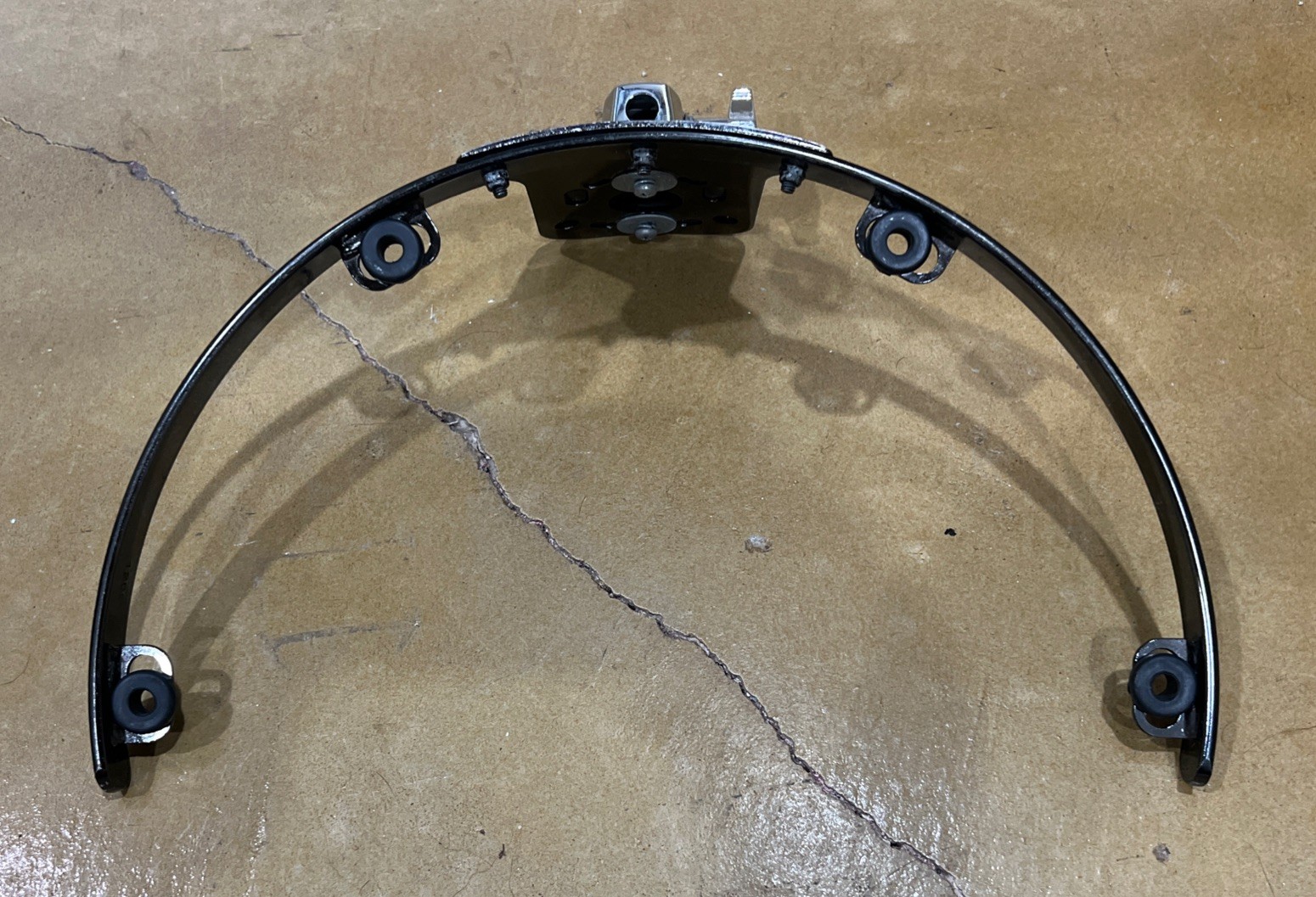 Shine Black Chrome 12” Tom Mount