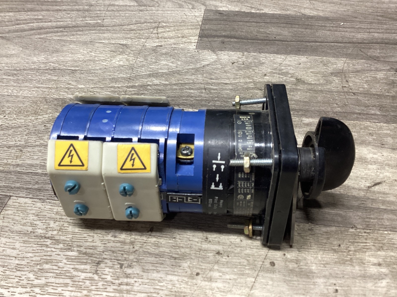 KRAUS & NAIMER A213 SWITCH #107N160