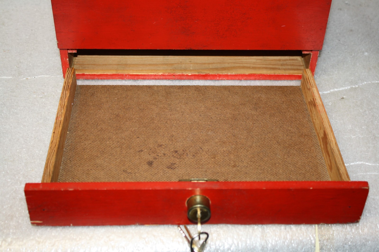Vintage Collectible 1930’s or 40’s Coin Operated Punch Board Machine With Keys