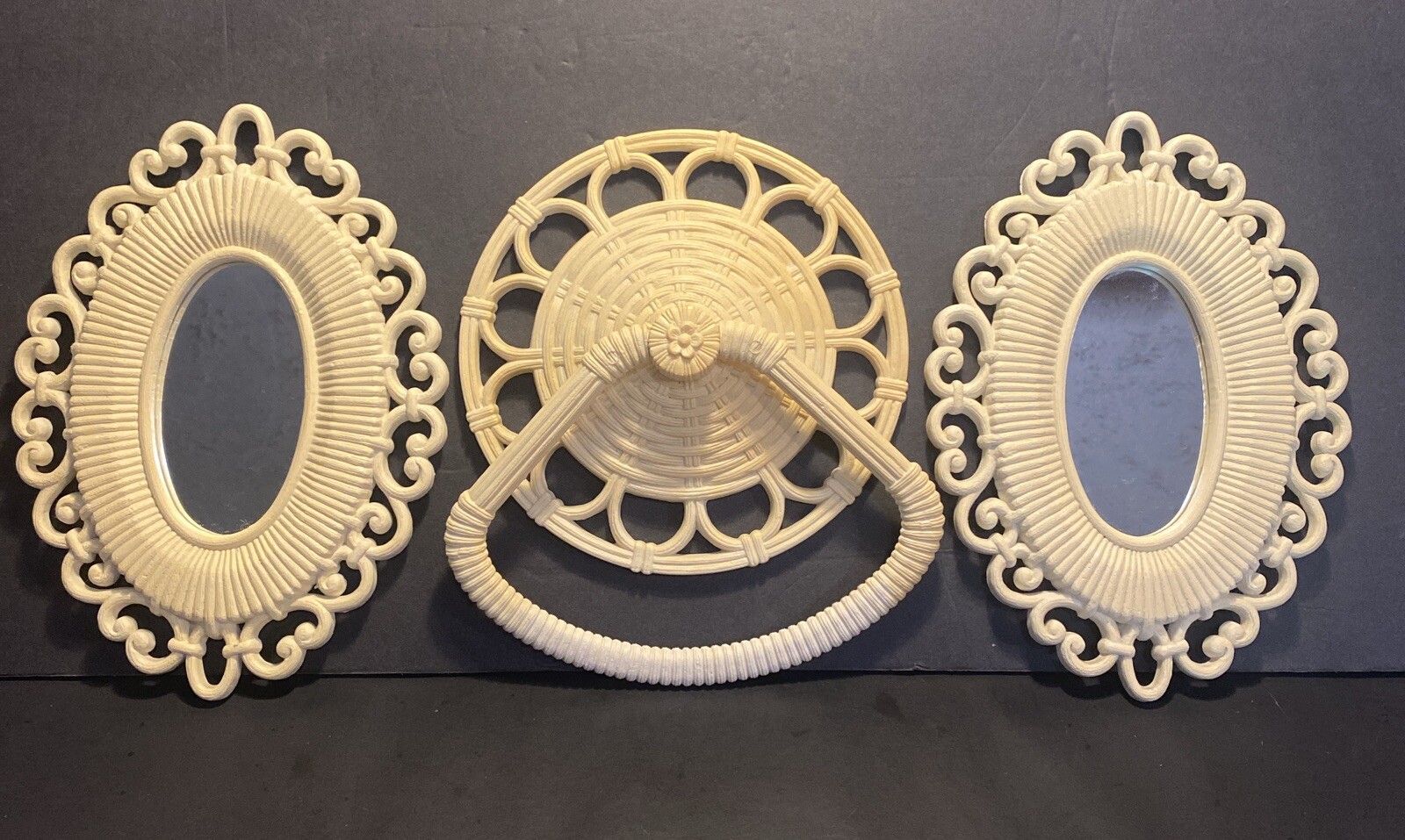 VTG Homeco plastic wicker bathroom decor set 2 mirrors & towel holder Cream MCM
