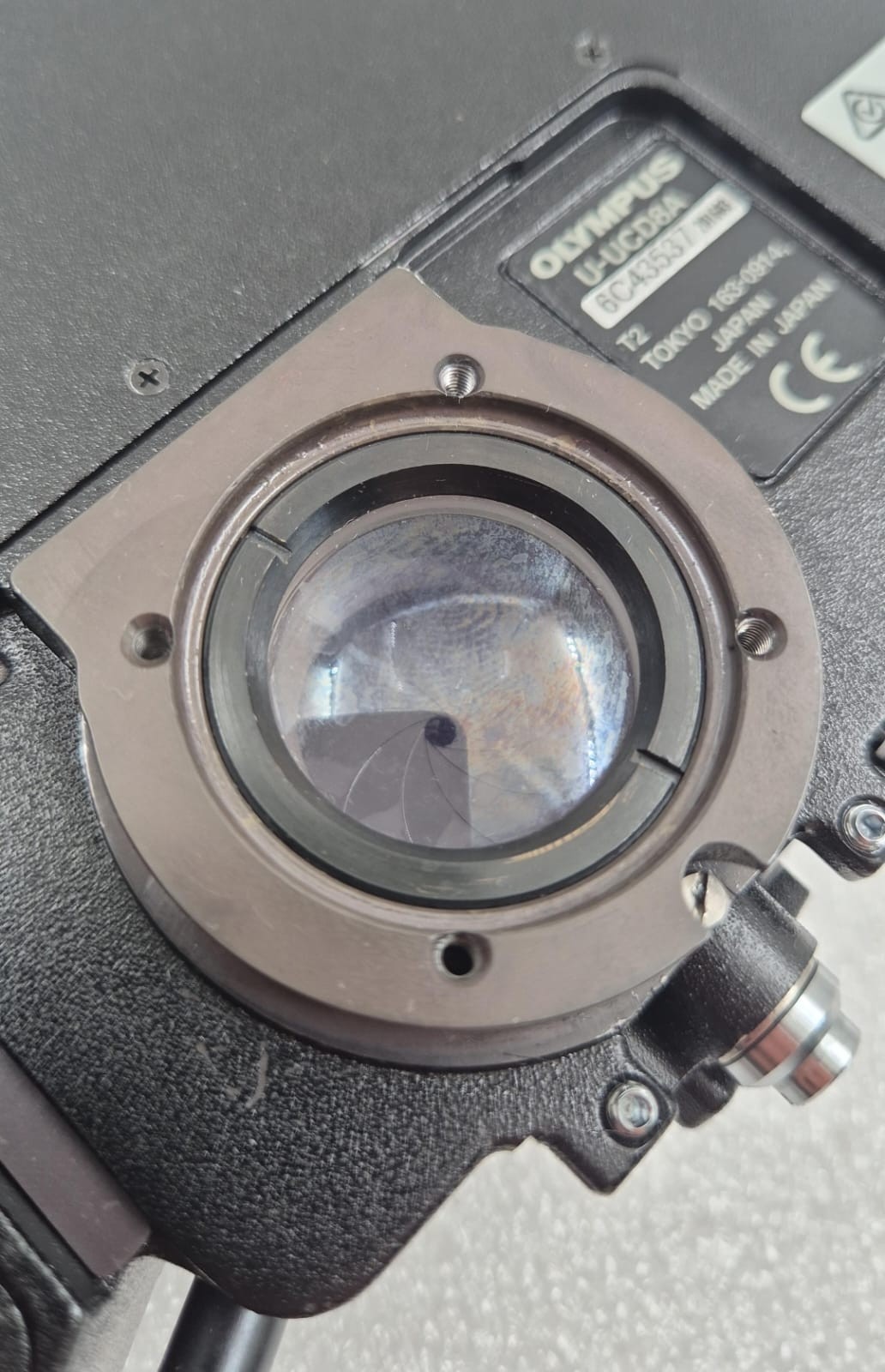 OLYMPUS U-UCD8A T2 Microscope Motorized Condenser Optical Accessory