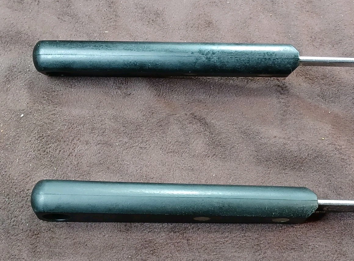 2 Piece Ekco Forge Carving Fork, Solid Flipper / Turner, Blk Composite Handles