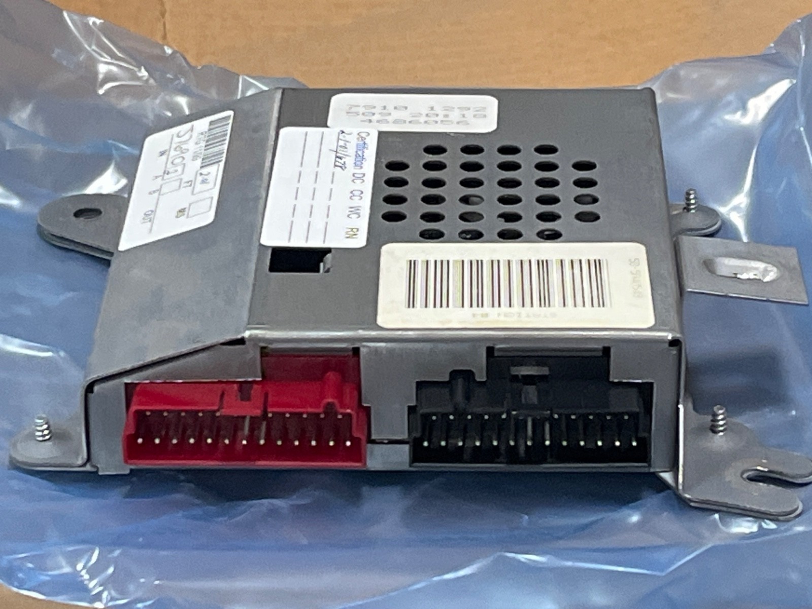 BCM Dodge Chrysler 1992 Imperial New Yorker Body Control Module 4686056