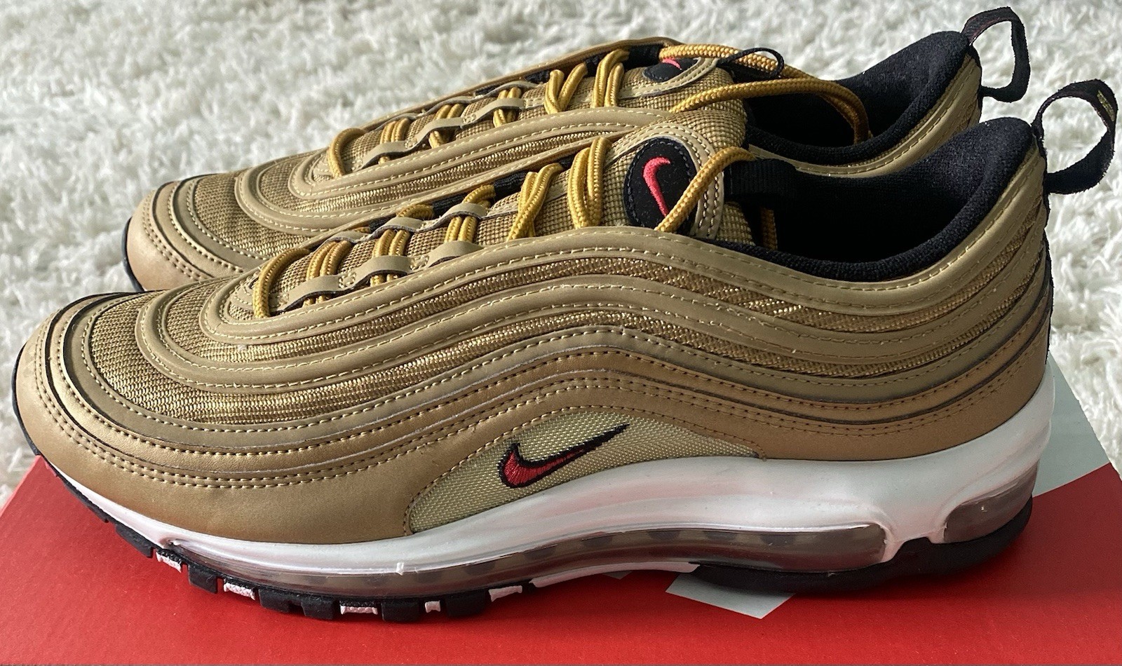 Nike Air Max 97 OG QS Metallic Gold Varsity Red 884421-700 Men's Sneaker 2017