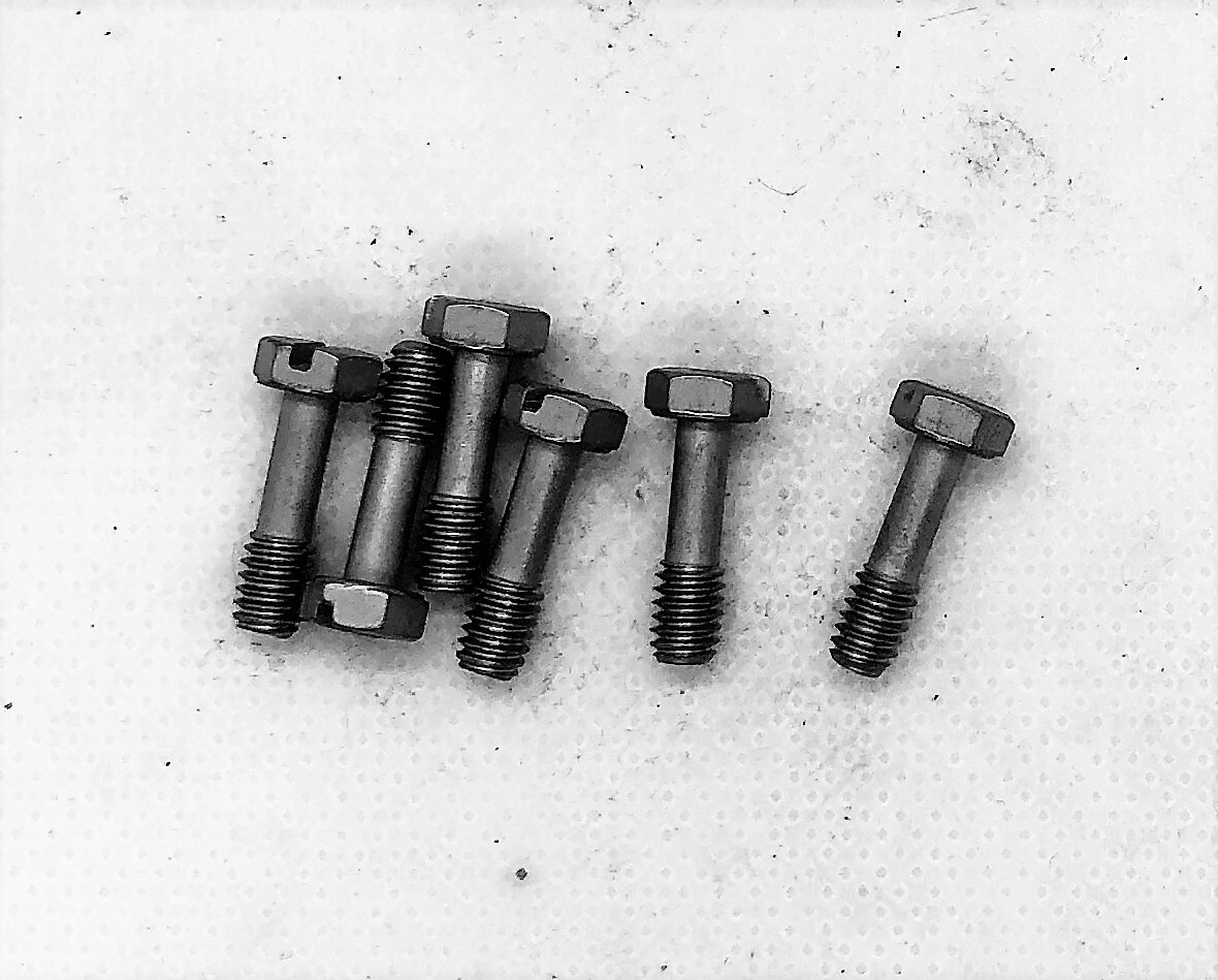 R-442 MILITARY RADIO RECIEVER COVER SCREWS 6 EACH SM-B-413532-1