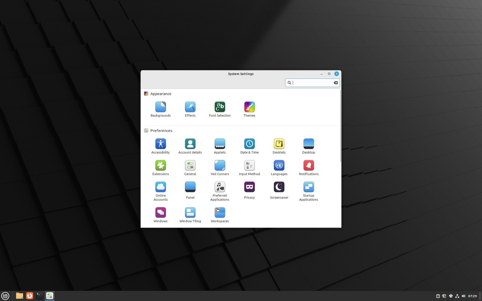 Linux Mint Latest Version Cinnamon LMDE 64 Bit BOOTABLE/LIVE USB
