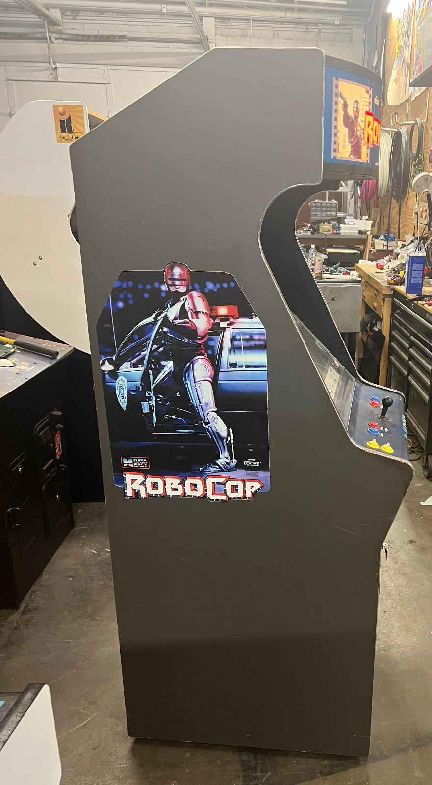 ROBOCOP ARCADE MACHINE by DATAEAST 1988 (Excellent) *RARE*