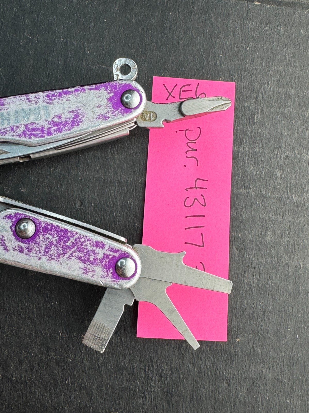 Leatherman Juice XE6 Retired Rare 18 Tools Multitool