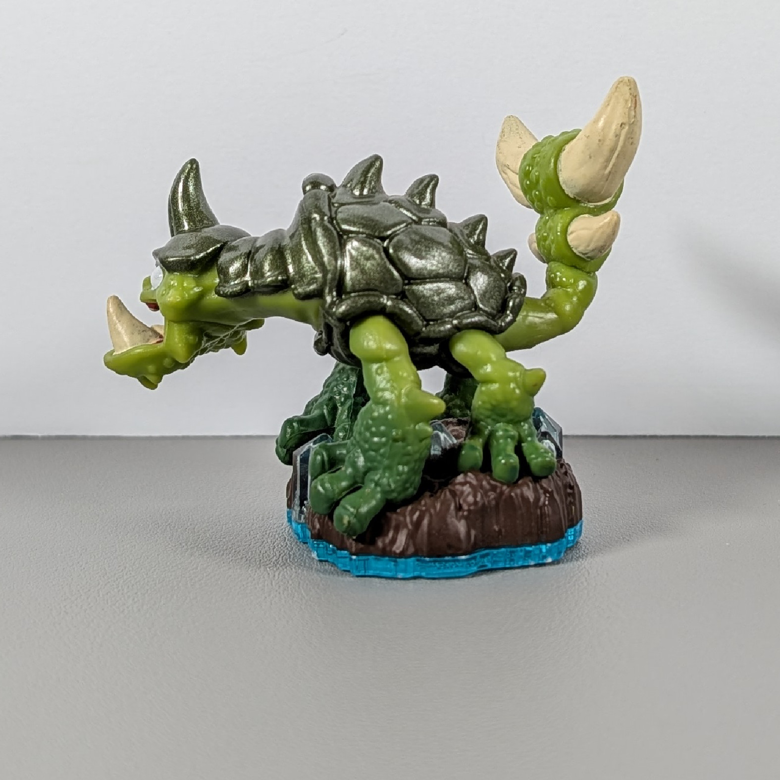 Skylanders Swap Force Figure – Slobber Tooth (Blue Base)