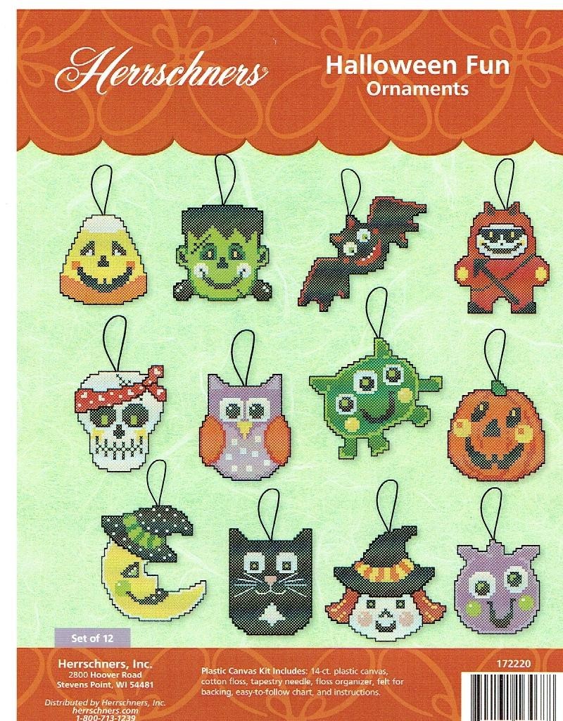 HALLOWEEN FUN ORNAMENTS  14ct plastic canvas  PATTERN  (#TF0335)