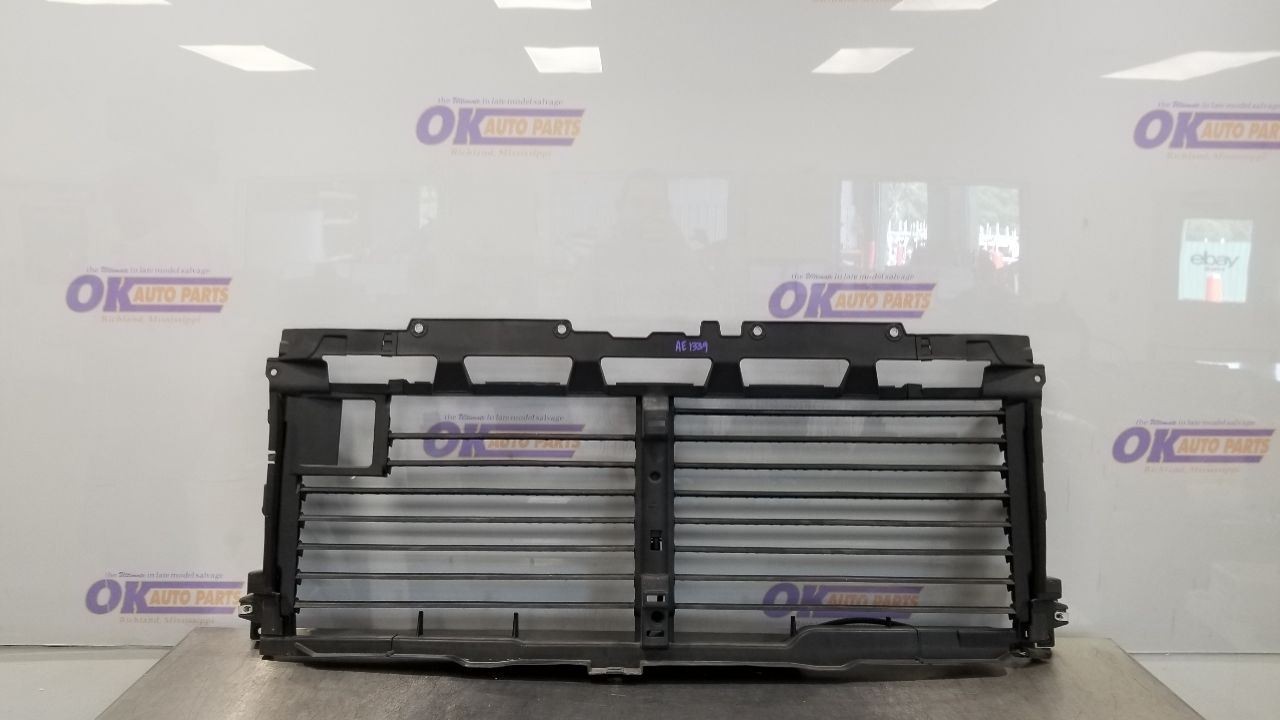 20 CHEVY SILVERADO 2500 UPPER AIR SHUTTER 6.6L DIESEL