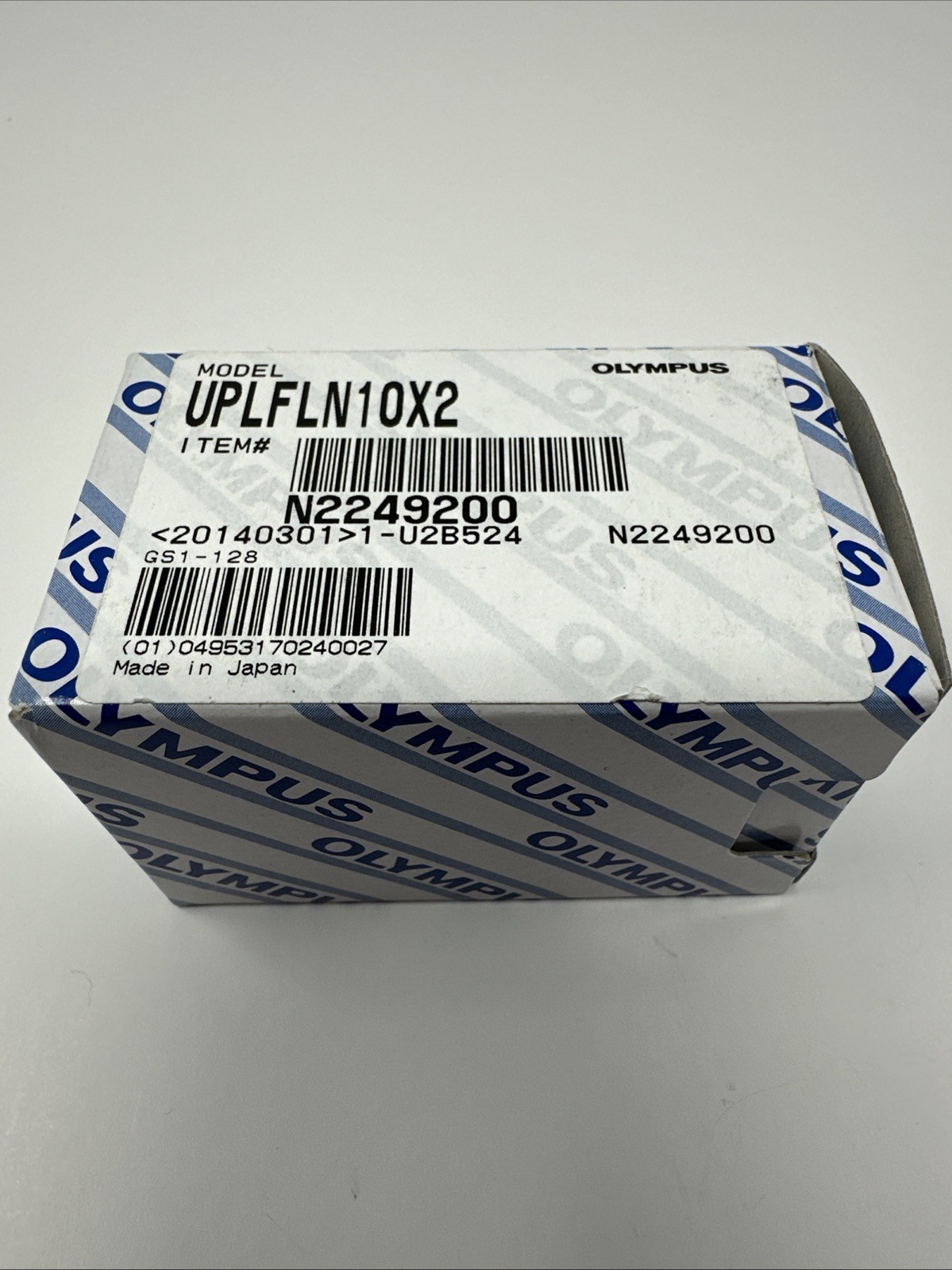 Olympus UPLFLN10X2   Microscope Objective UPlanFL N 10x / 0.30 New in Box