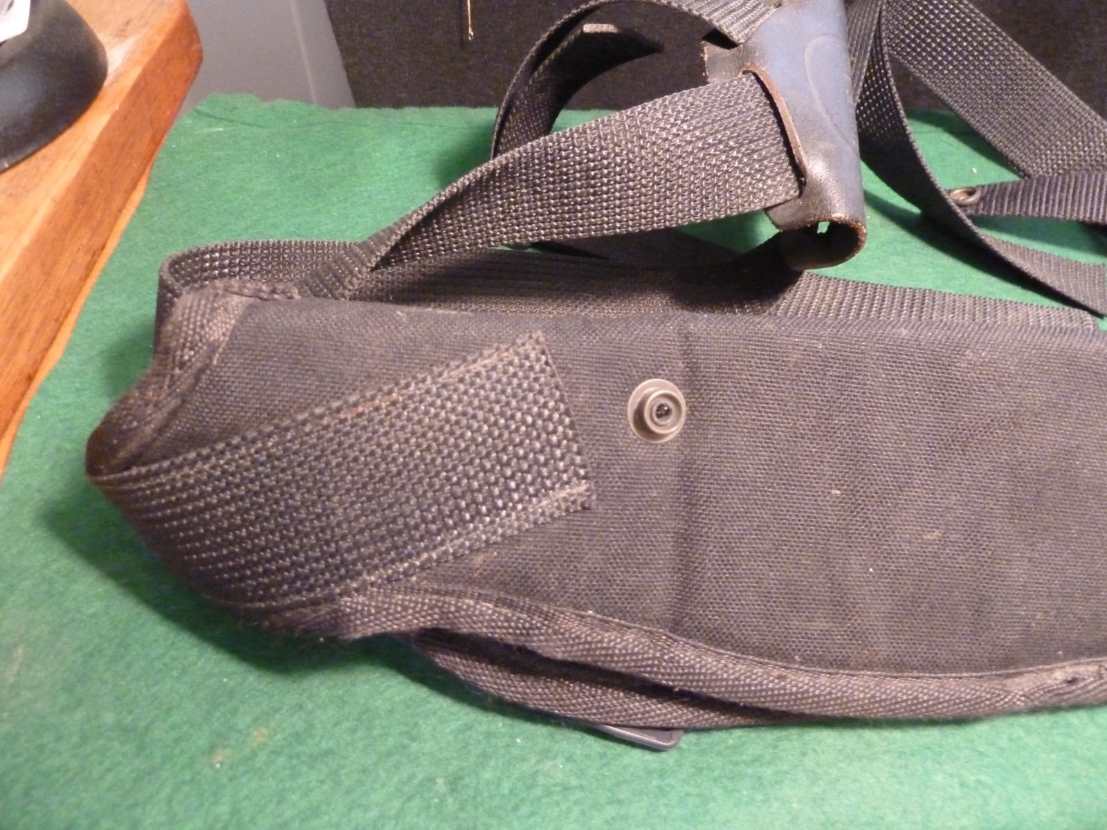 Uncle Mike's Bow Quiver - Used
