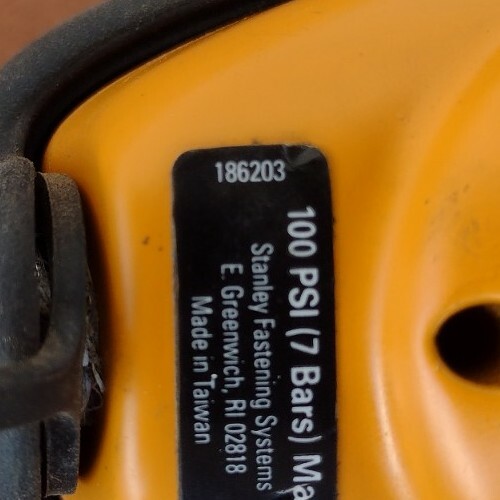 BOSTITCH Pneumatic Air PALM NAILER 186203