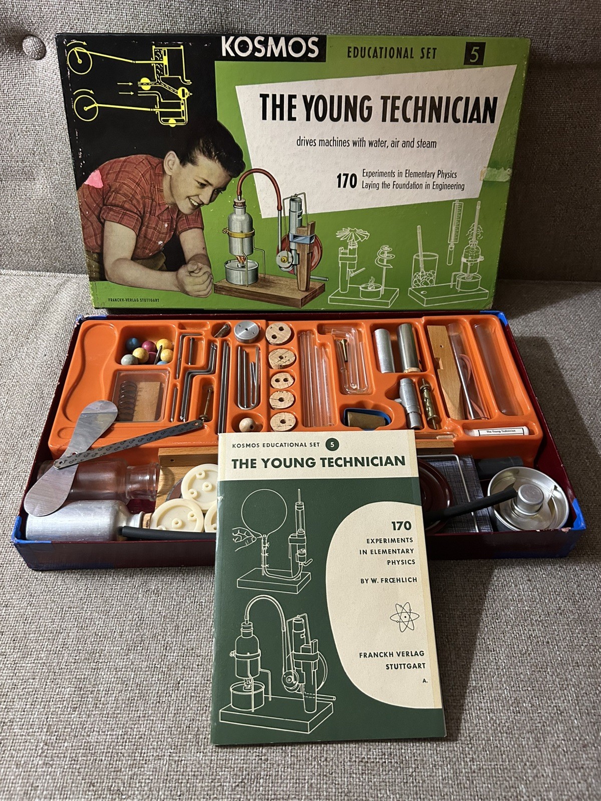 1957 KOSMOS THE YOUNG TECHNICIAN 170 EXPERIMENT SET IN BOX RARE MADE IN GERMANY