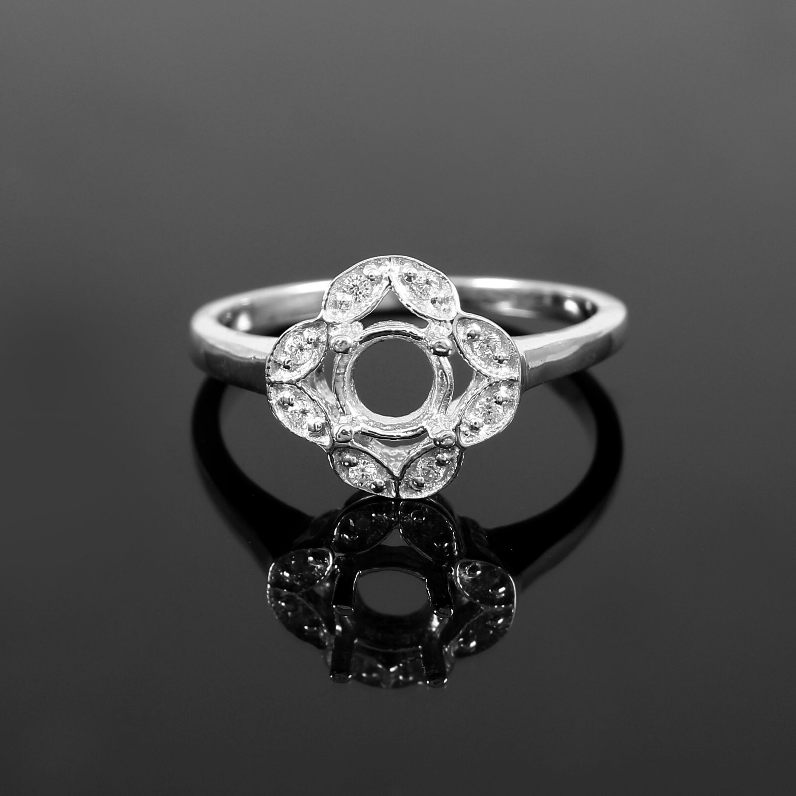 Engagement Ring Semi Mount Ring Stone Setting Size 5X5 MM Round Setting Ring