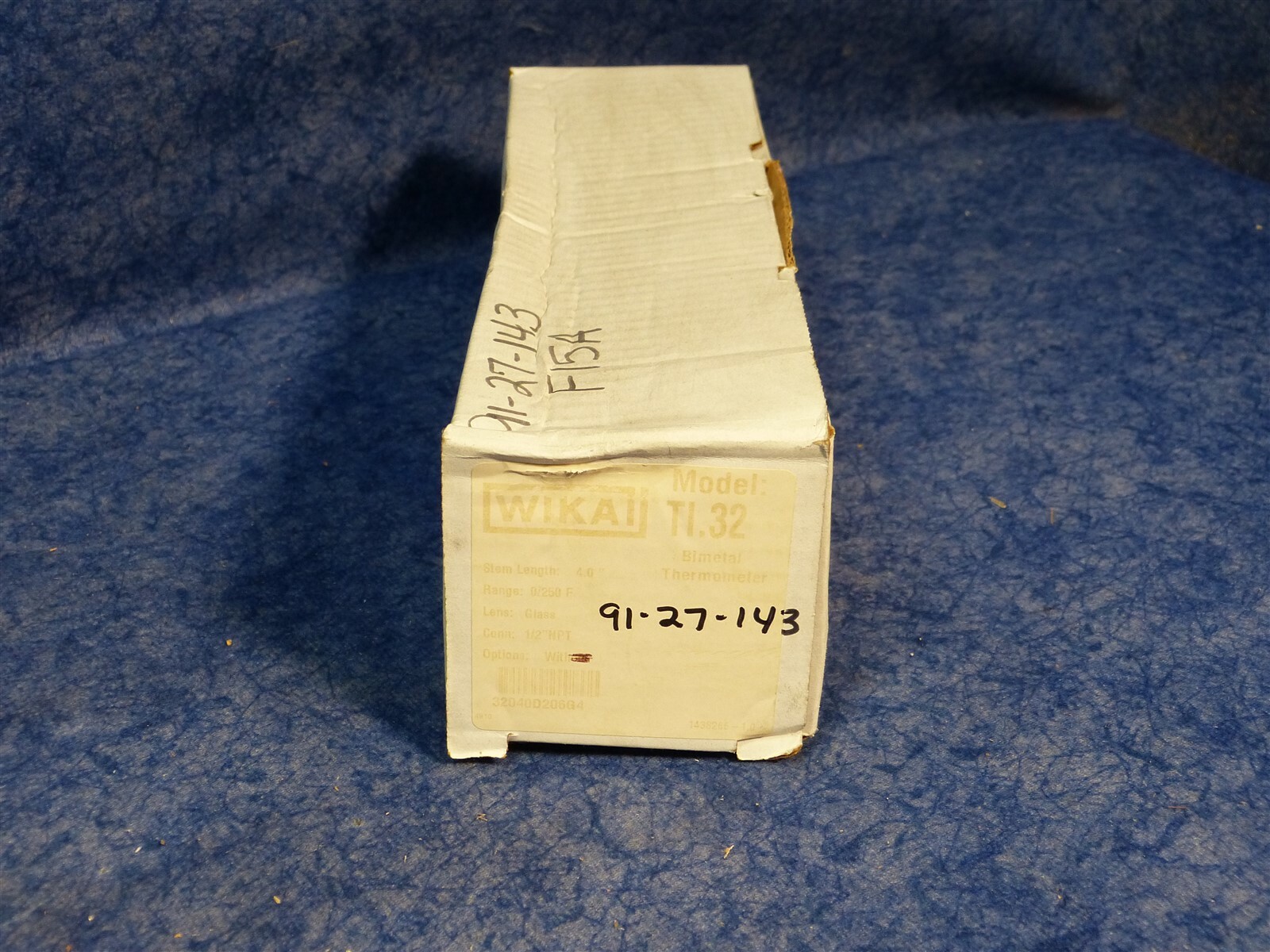 WIKA TI.32 BI-METAL THERMOMETER, 2.5", 0/250 °F/°C, 1/2" NPT