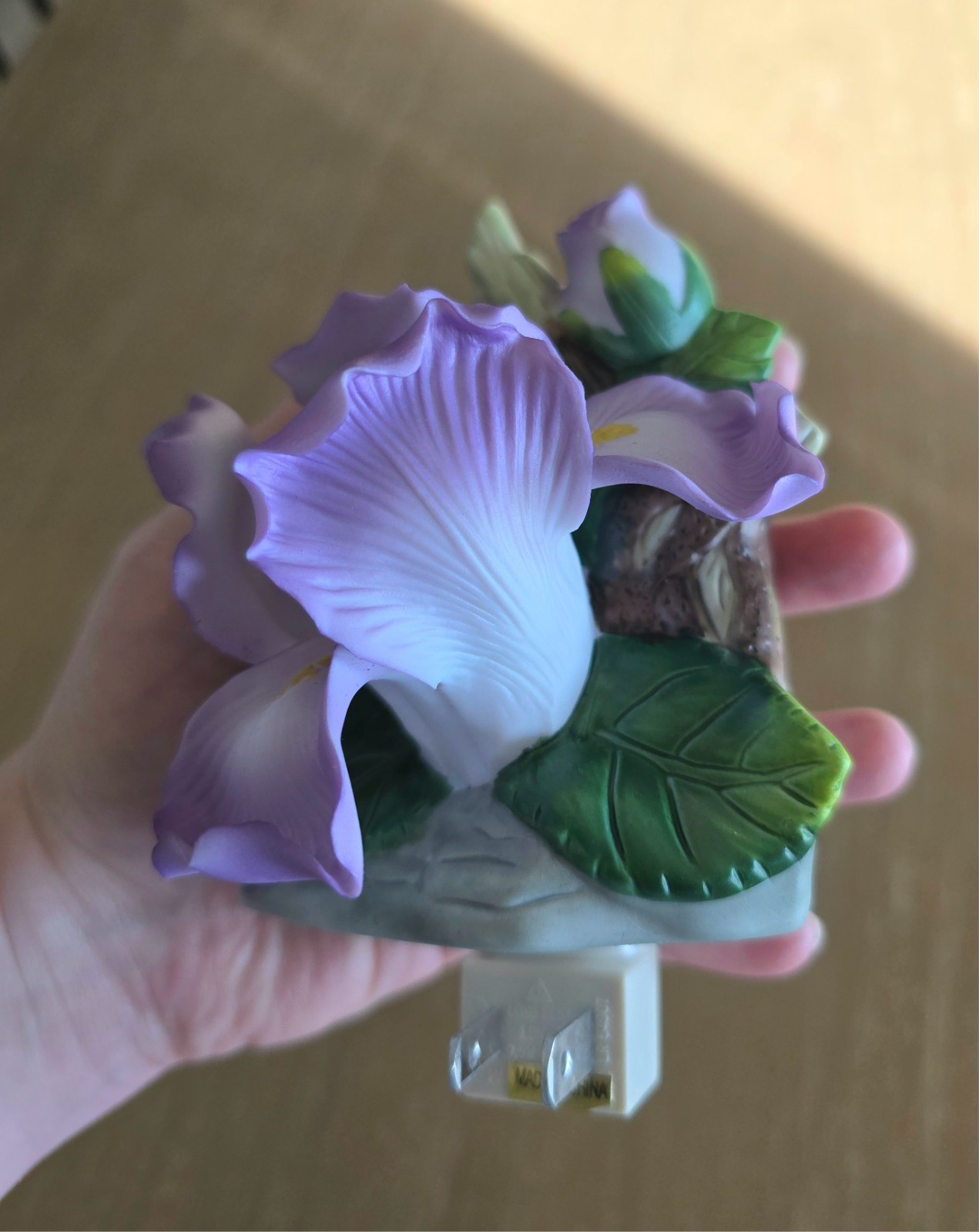 Vintage Porcelain Iris Flower Night Light, Tested Working, Original Box Gorgeous