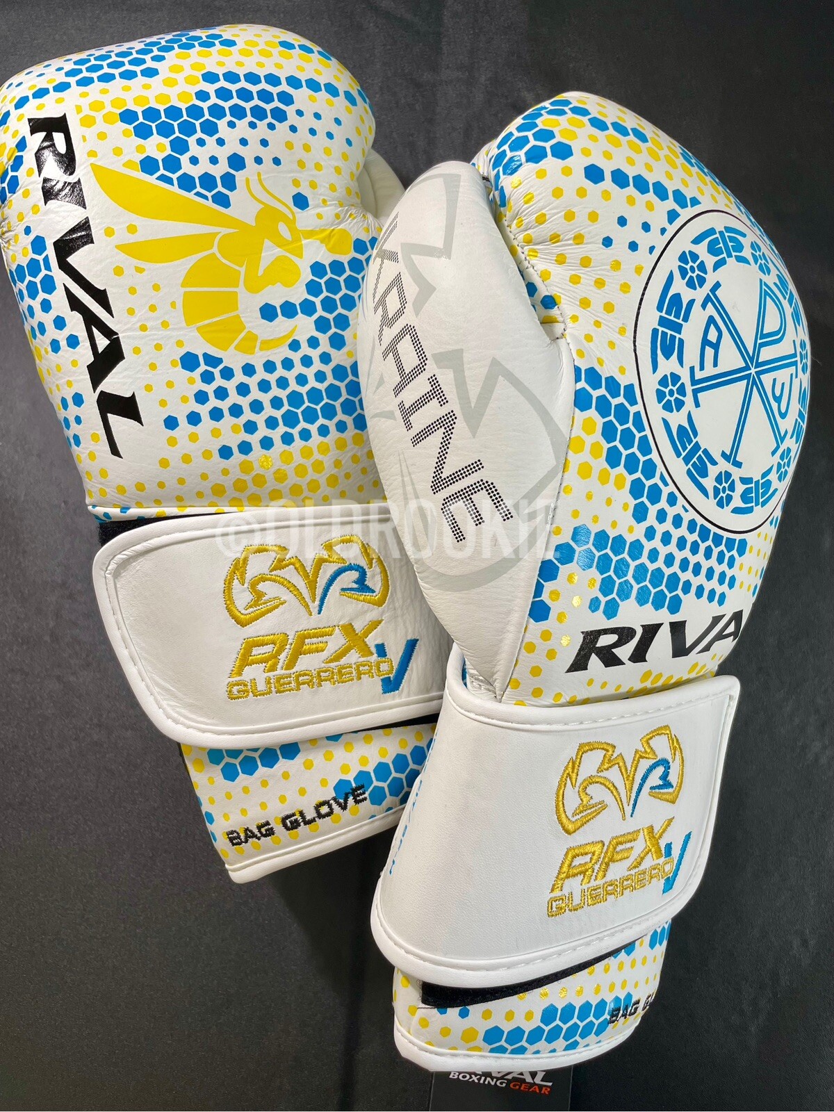Usyk rival custom color Boxing RFX-Guerrero SF-H V bag gloves 8oz