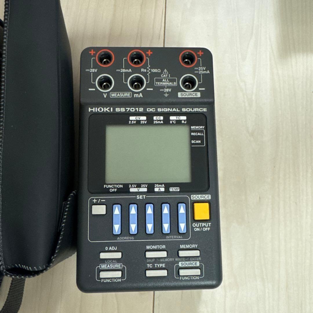 HIOKI SS7012 DC Signal Source Calibrator Handy Tester Excellent