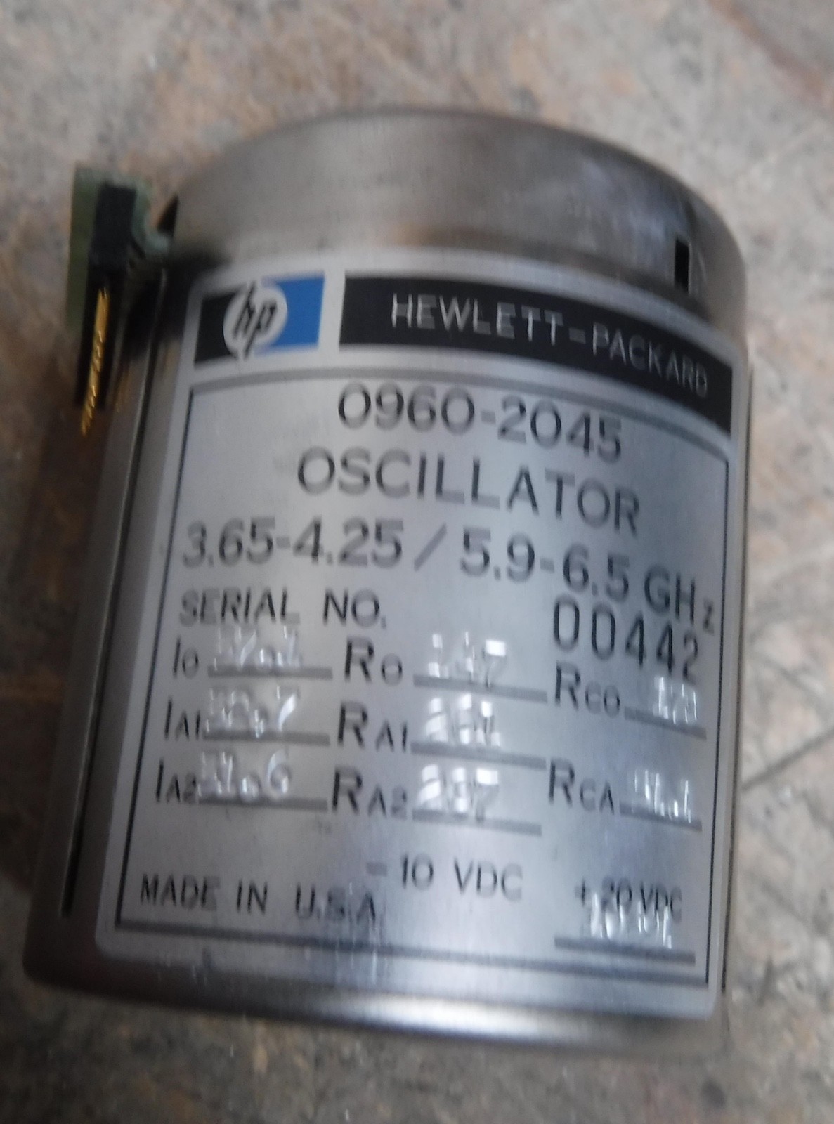 MIXED LOT OF PARTS PULLED OUT FROM HP SIG GEN   FREE SHIPPING