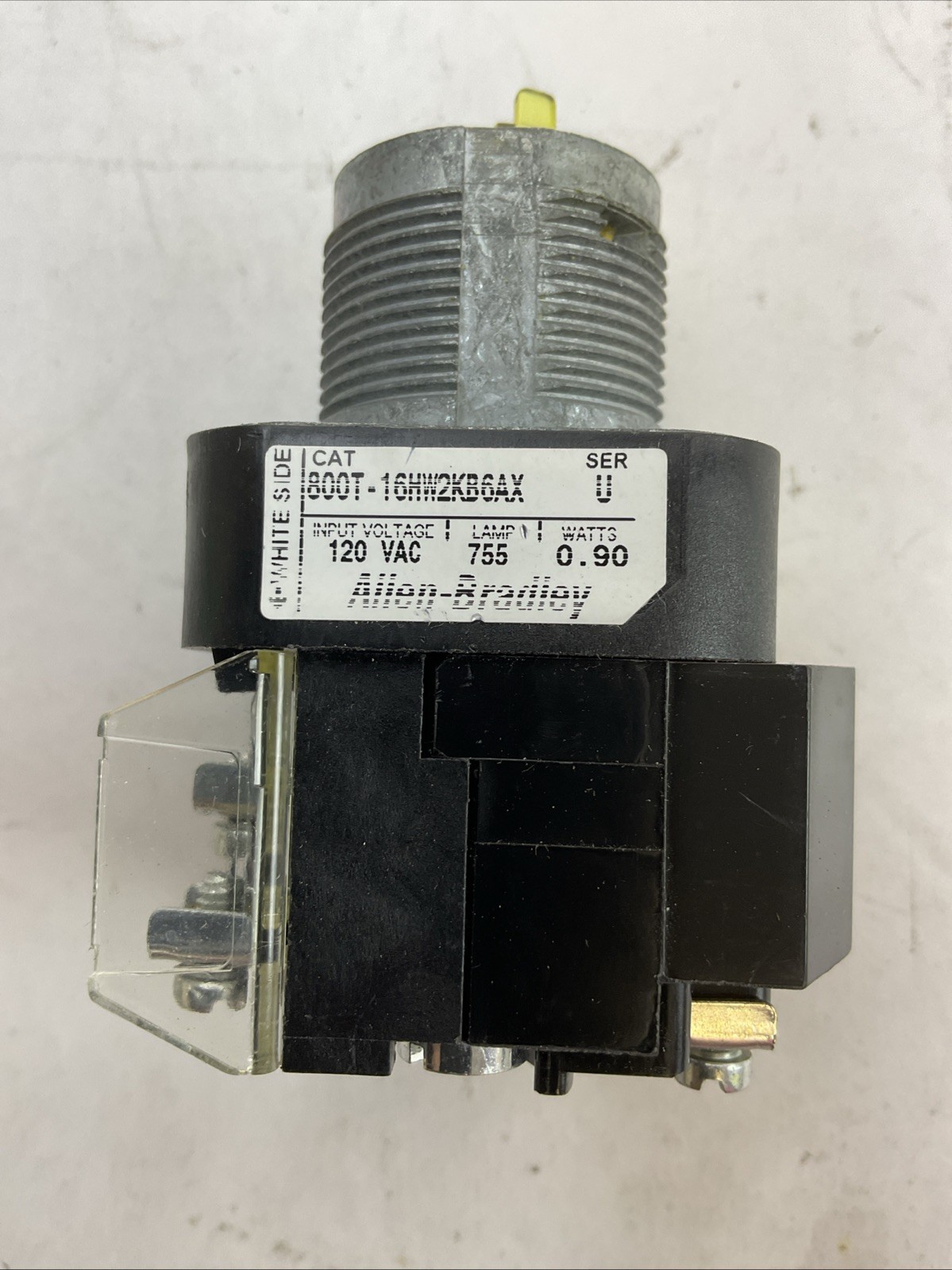 ALLEN BRADLEY 800T-16HW2KB6AX SER U 120VAC 0.90WATTS ILLUMINATED SELECTOR SWITCH