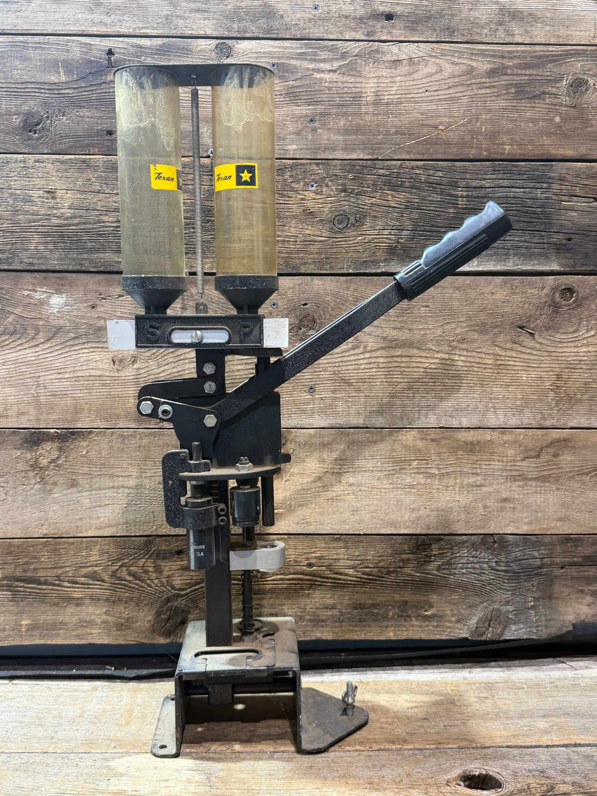 Texan, Single-Stage 20 Gauge Shotgun Shell Reloading Press, T & W