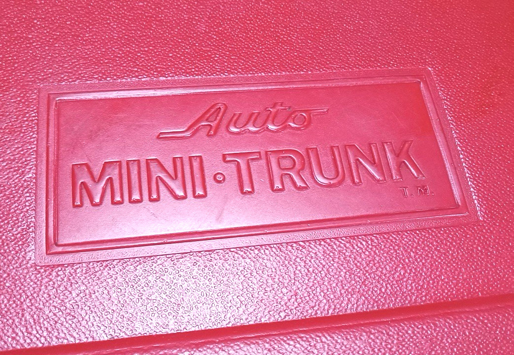 Vintage Auto Mini Trunk Roadside Emergency Car Kit, Vehicle Safety Road Side