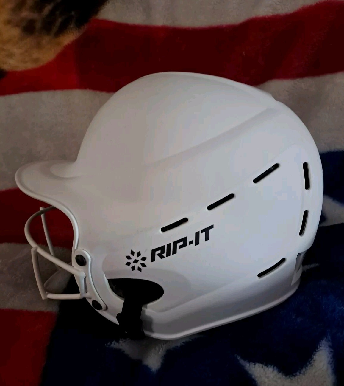 Softball Helmet Size S/M 6-6⅞