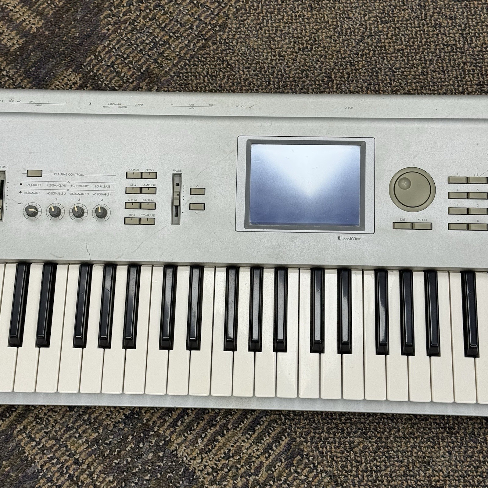 KORG TRITON Pro Synthesizer Keyboard Music Workstation Sampler