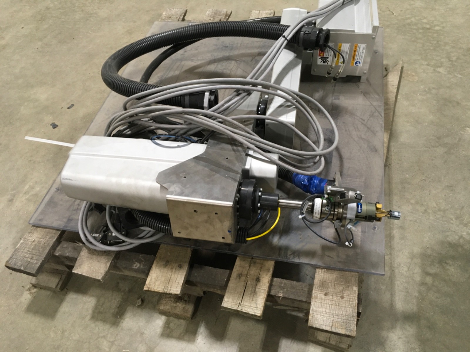 Yamaha YK600XG Robot Arm Assembly (KB)