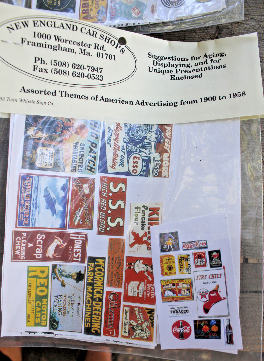 9 Packs of Vintage Little Ads Posters & Billboards for O Scale