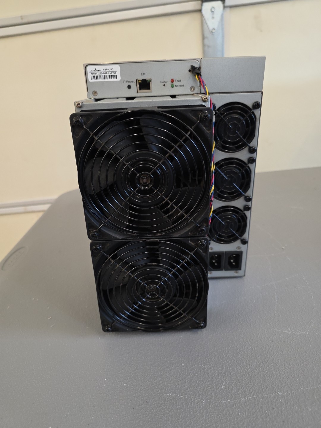 Bitmain Antminer S19j Pro 100TH/s Bitcoin Miner